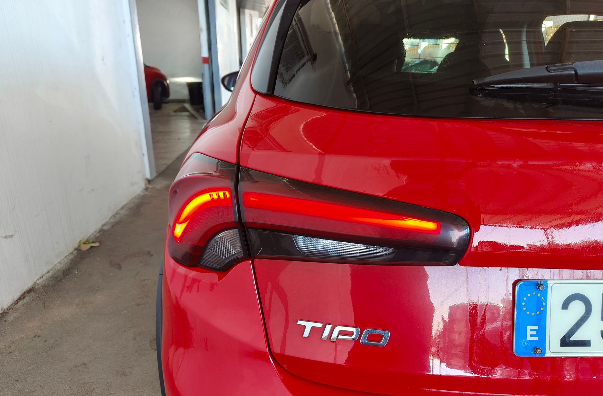 Fiat Tipo 1.5 Hybrid Red DCT - foto 17