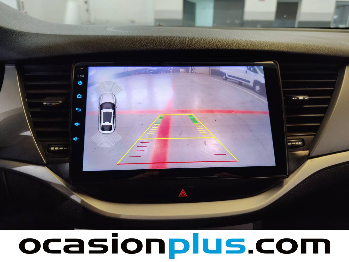 Equipamiento del Opel Astra Opel Astra 1.6 CDTi S&S Selective (110 CV)