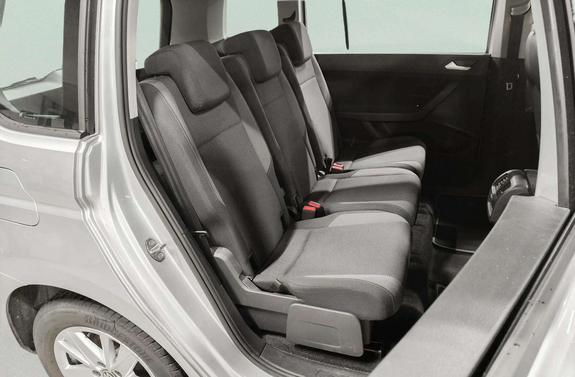 Volkswagen Touran Business Navi 1.5 TSI DSG - foto 17