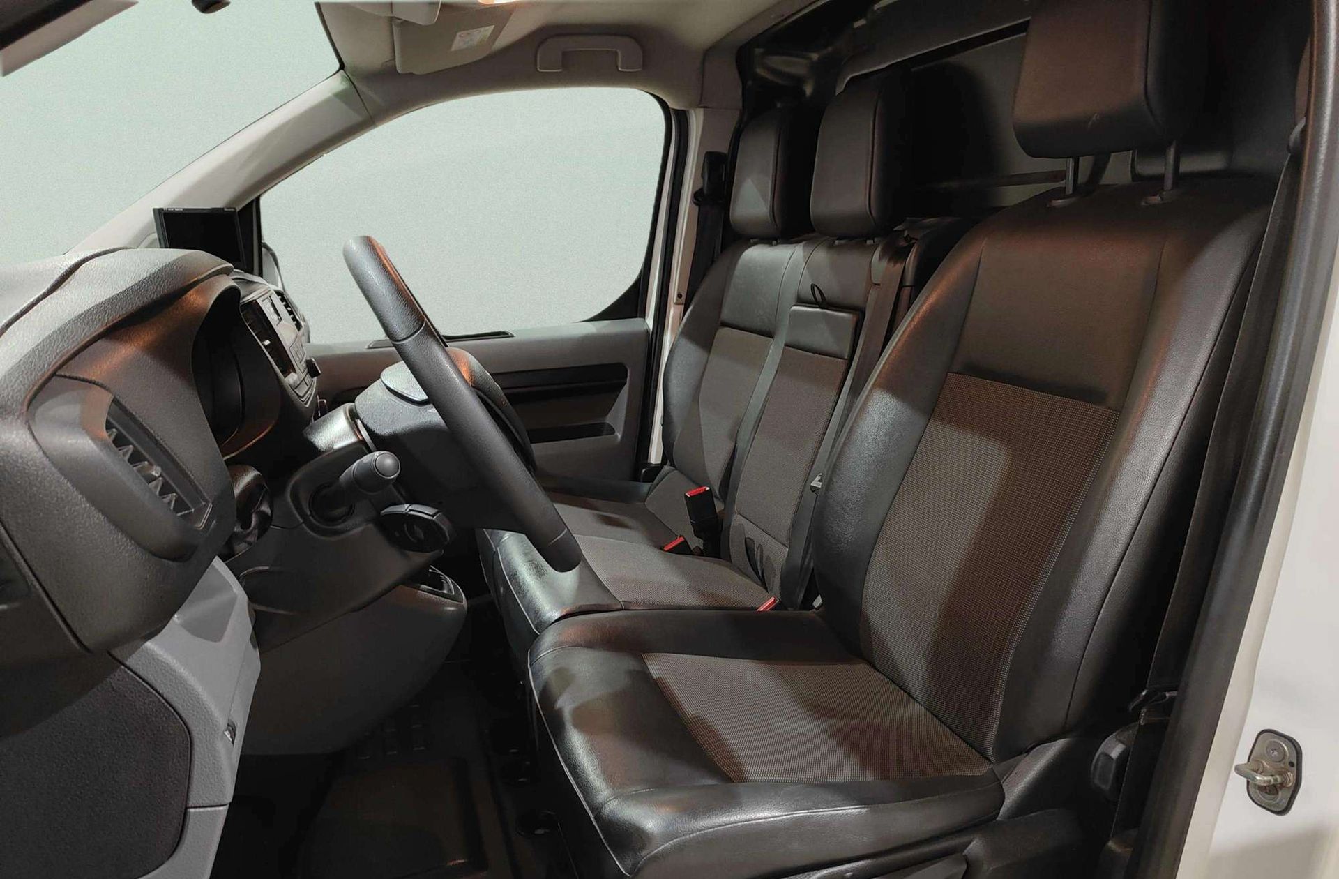 Citroën Jumpy Furgon BlueHDi 120 Talla XS Confort - foto 8