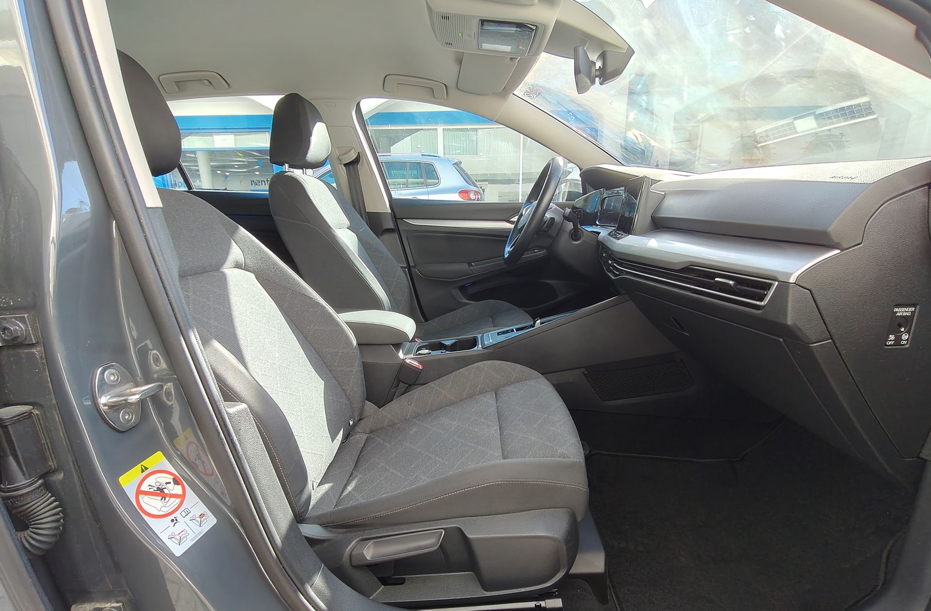 Volkswagen Golf Life 1.5 eTSI DSG - foto 16
