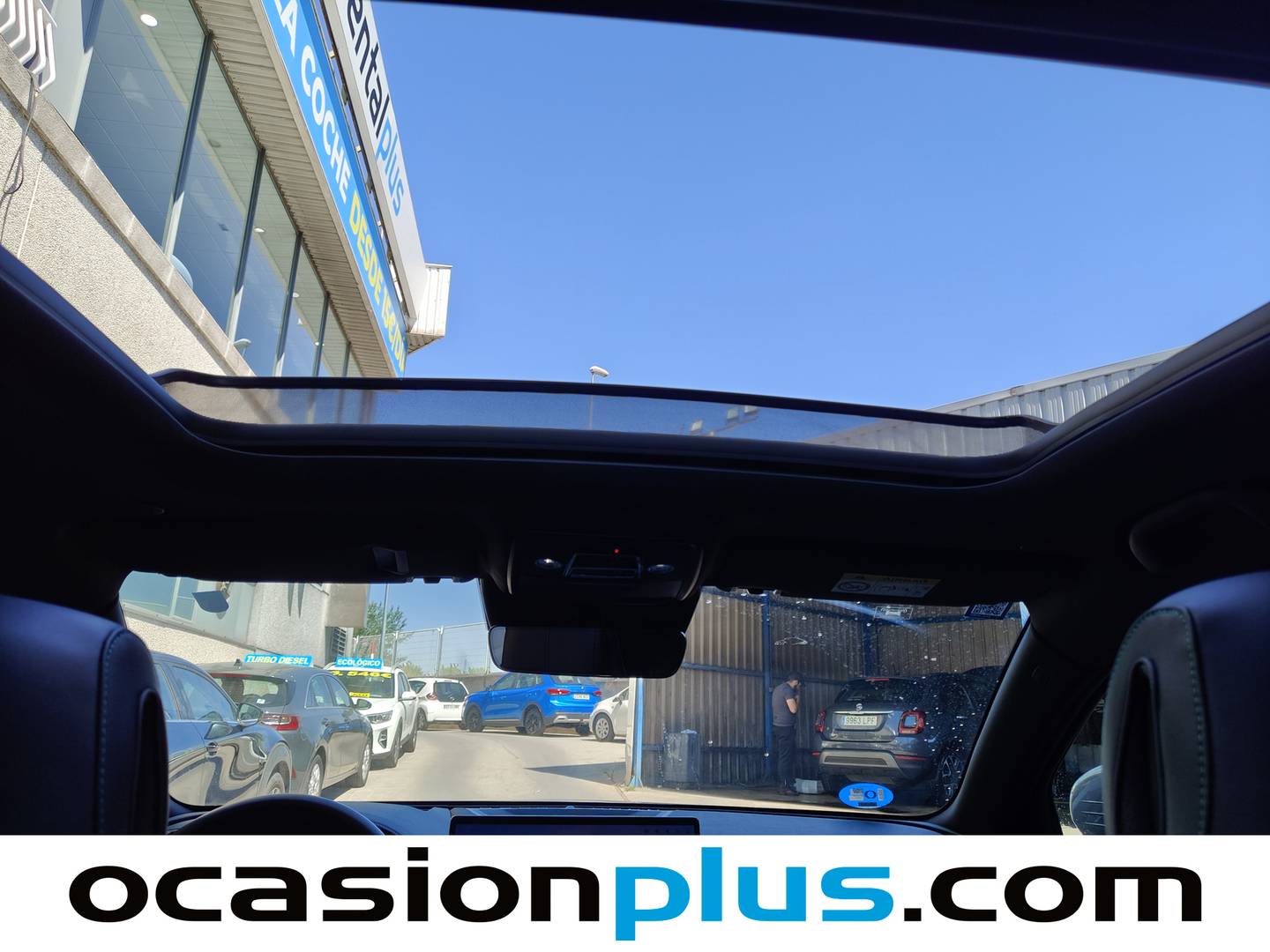 Extras y acabados del BYD Seal U DM-i BYD Seal U DM-i DM-i Comfort (218 CV)