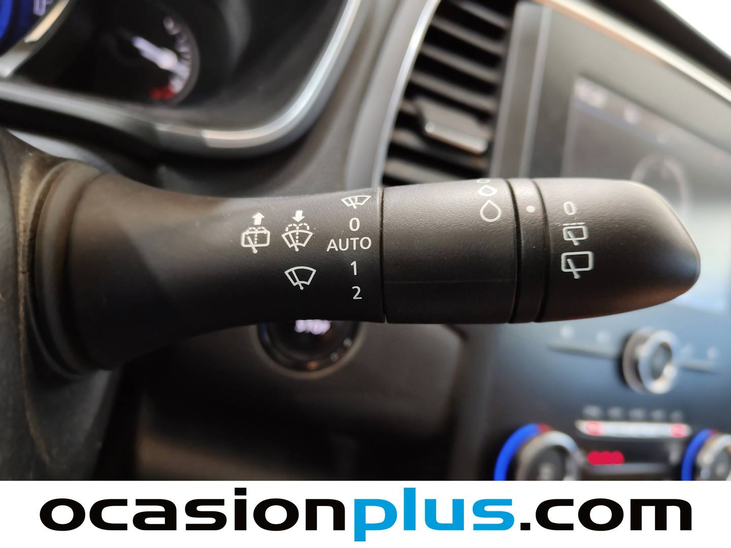 Acabados Renault Mégane Renault Megane Sport Tourer Limited TCe (140 CV) GPF