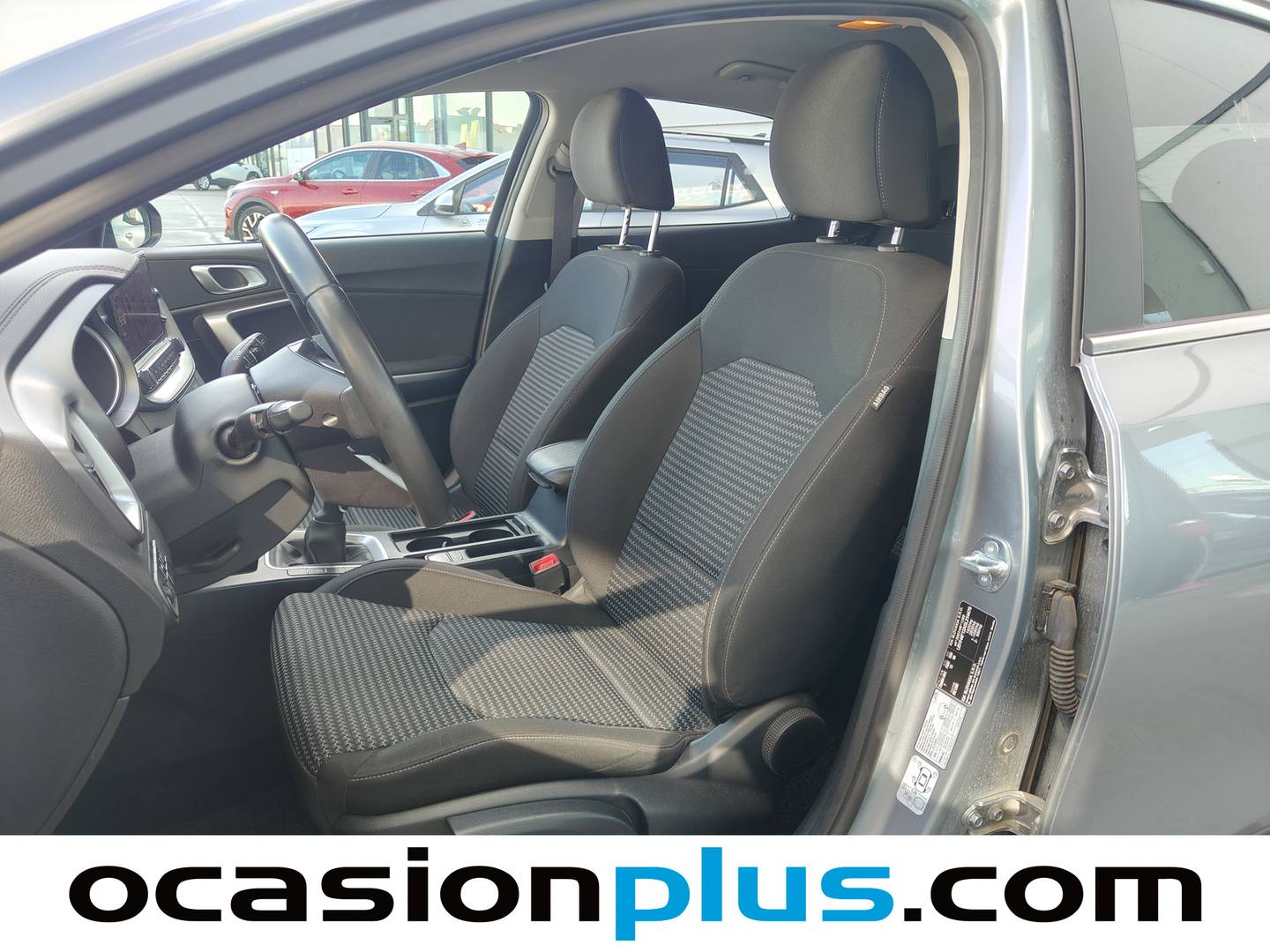 Foto asientos delanteros KIA XCeed KIA XCeed 1.0 T-GDi Drive (100 CV)