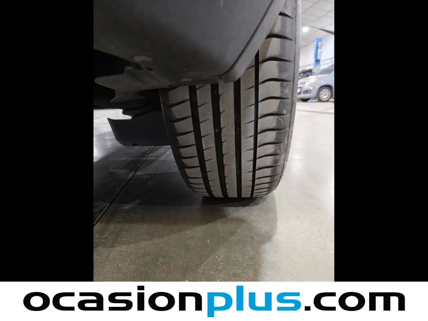 Foto Peugeot 5008 Peugeot 5008 PureTech 130 S&S Allure Pack EAT8 (130 CV) 7 Plazas