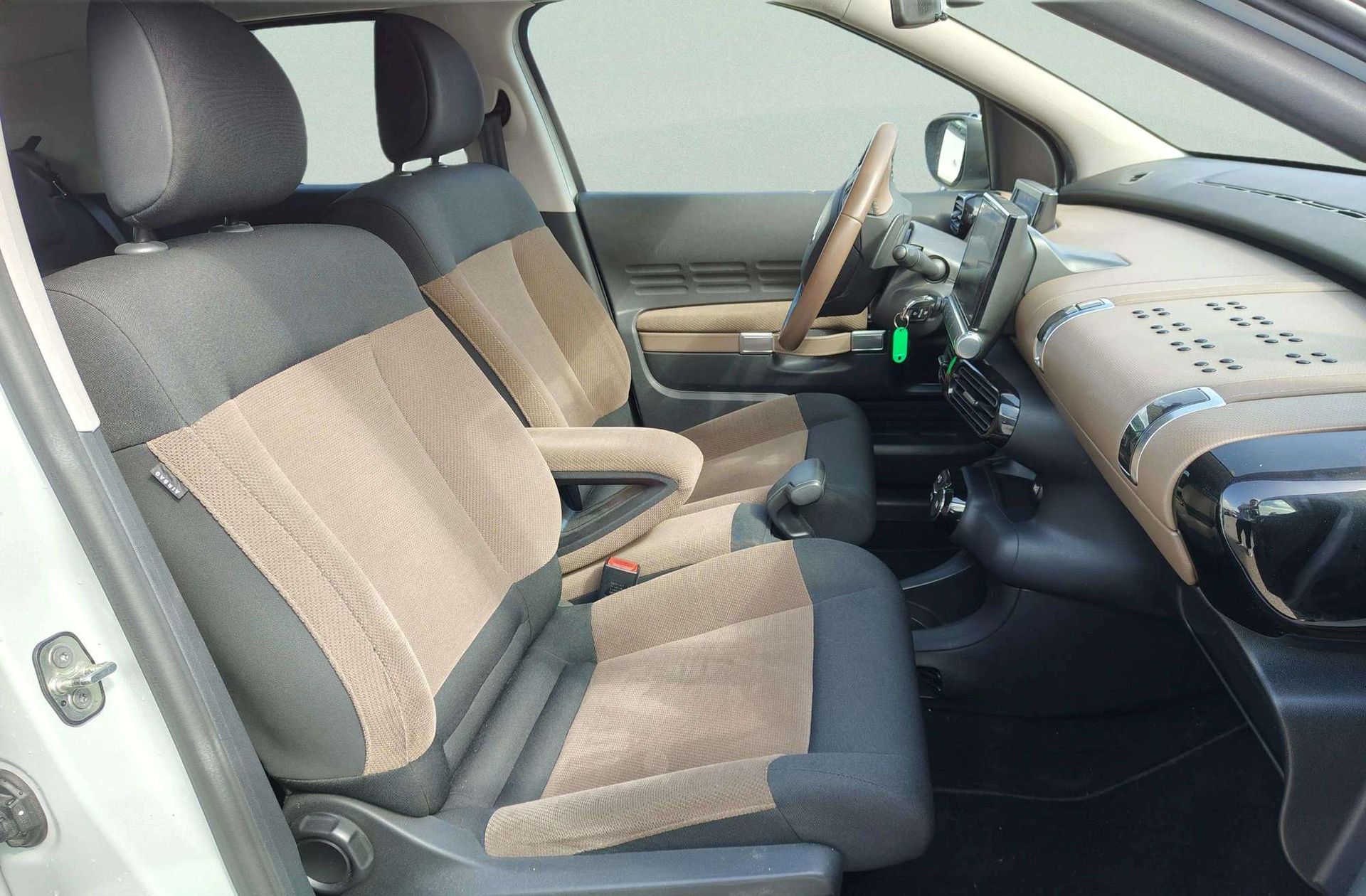 Citroën C4 Cactus e-HDI 92 Shine ETG6 - foto 16
