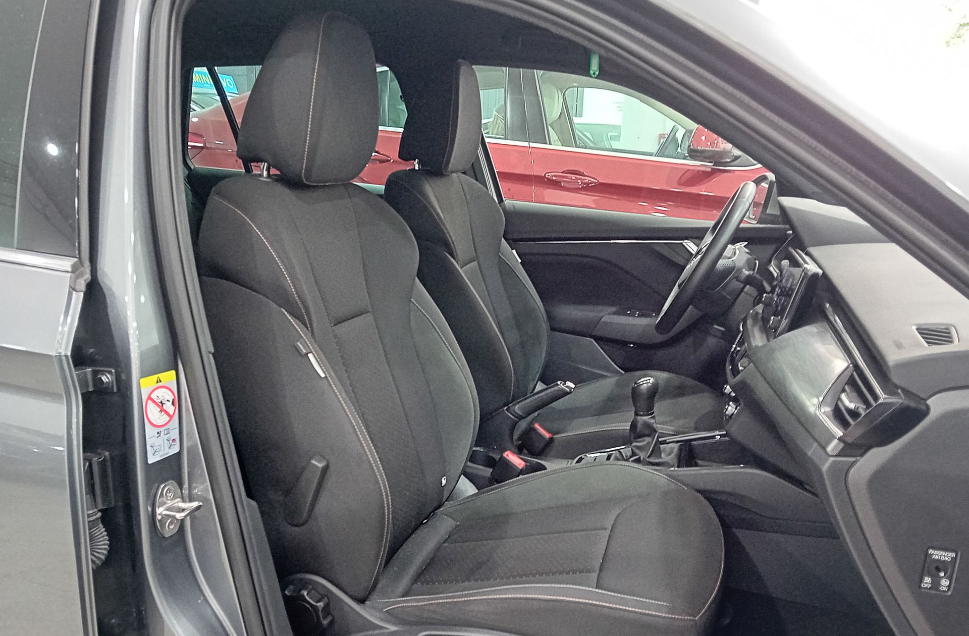 Škoda Kamiq 1.0 TSI Scout - foto 19