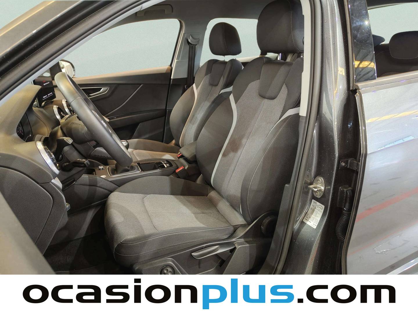 Foto asientos delanteros Audi Q2 Audi Q2 S line 30 TFSI (116 CV)