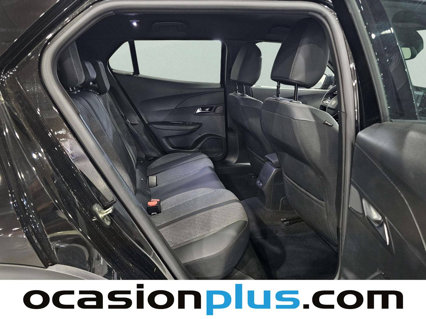 Peugeot 2008 Peugeot 2008 Allure Hybrid eDCS6 (145 CV) 2025