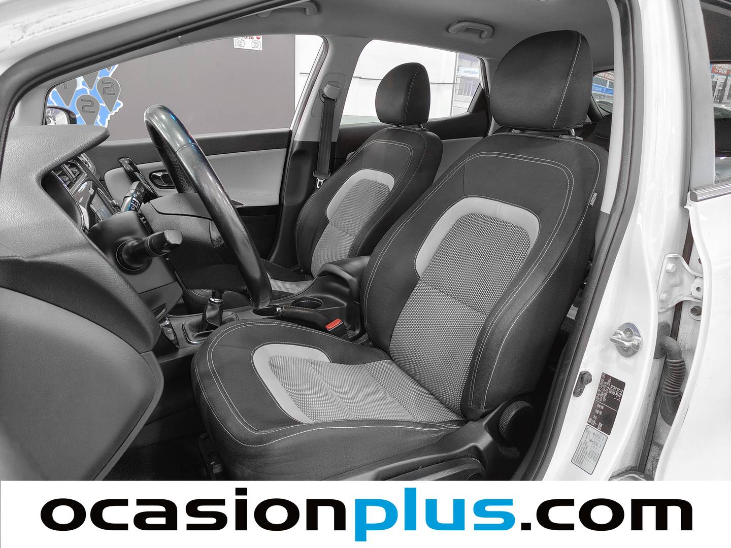 Foto asientos delanteros KIA Ceed KIA Ceed 1.0 T-GDi Eco-Dynamics x-Tech (100 CV)