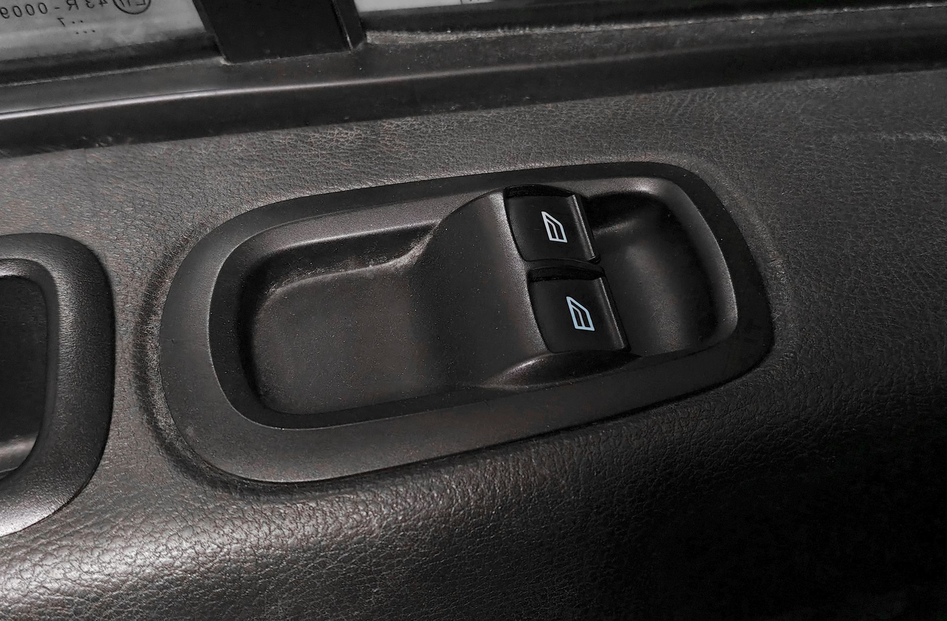 Ford Transit Custom 2.0 TDCi 310 L1 Trend 6 plazas - foto 31