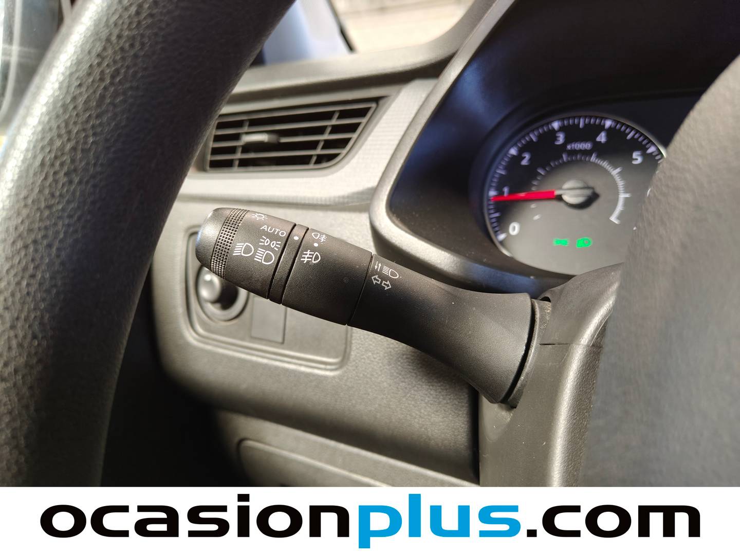 Extras y acabados del Renault Express Renault Express Confort Blue dCi (95 CV)