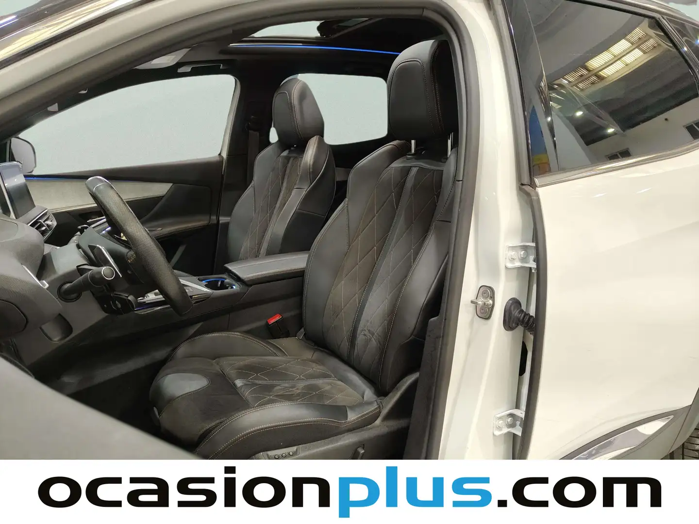 Foto Peugeot 3008 Peugeot 3008 BlueHDi 180 S&S GT EAT8 (180 CV)