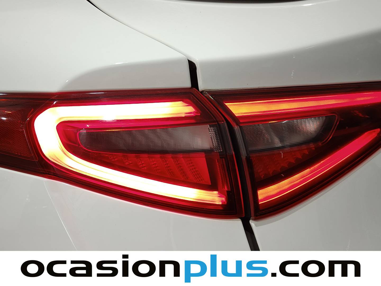 Foto Alfa Romeo Stelvio Alfa Romeo Stelvio 2.2 Diesel Sprint RWD (160 CV)