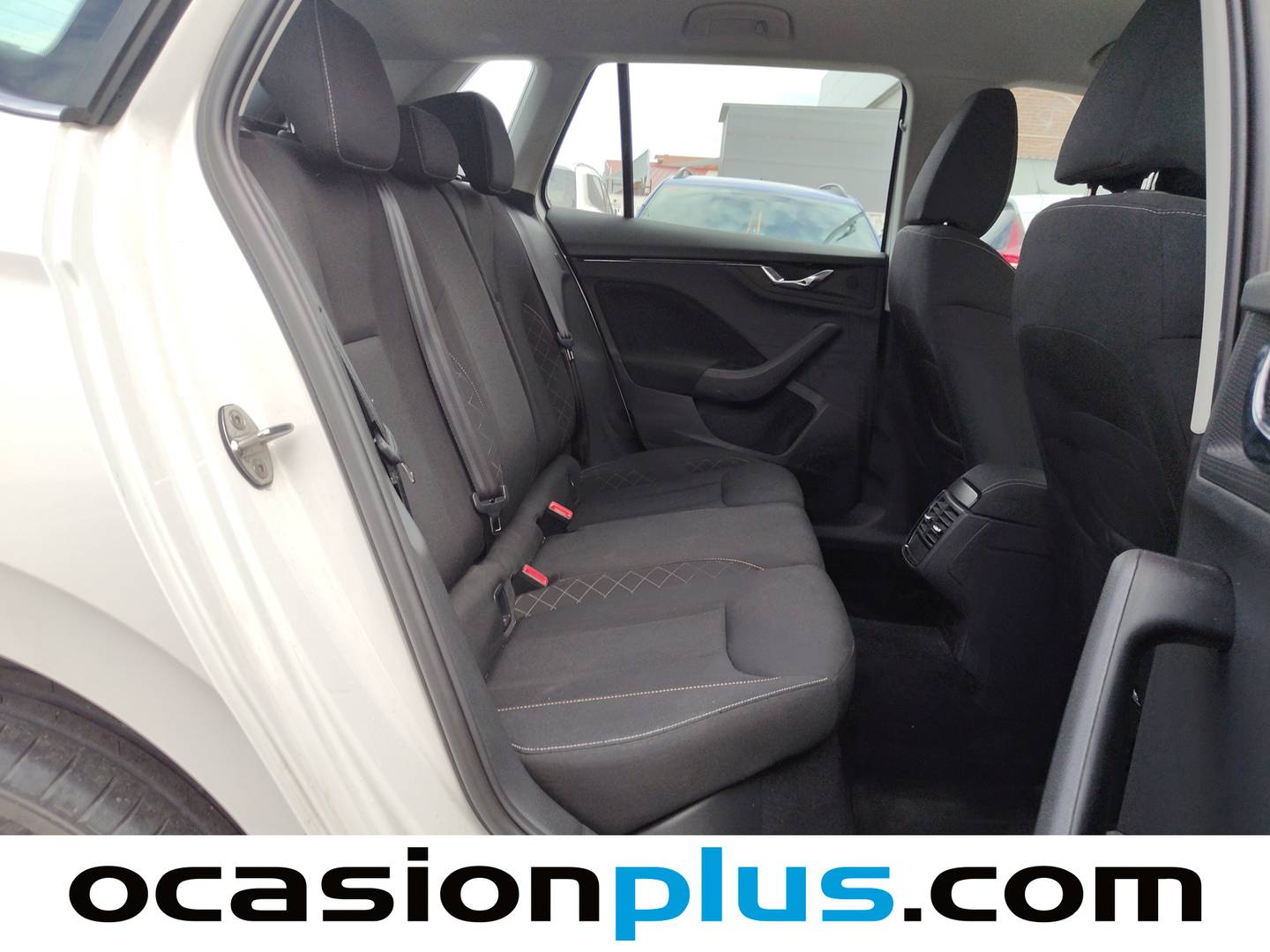 Skoda Kamiq Skoda Kamiq 1.0 TSI Ambition DSG (110 CV) automático