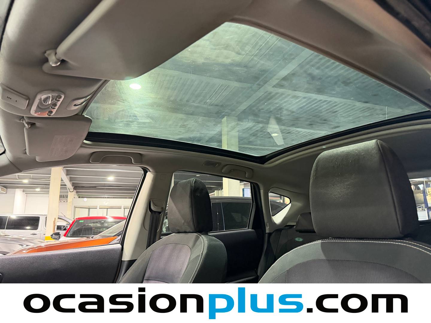 Extras y acabados del Nissan QASHQAI Nissan Qashqai 2.0 Tekna Sport 4x2 (140 CV)
