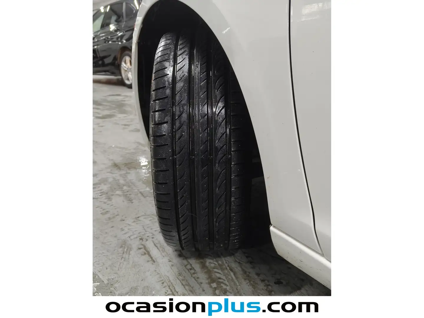 Foto Peugeot 308 Peugeot 308 BlueHDi 130 S&S Allure (130 CV)