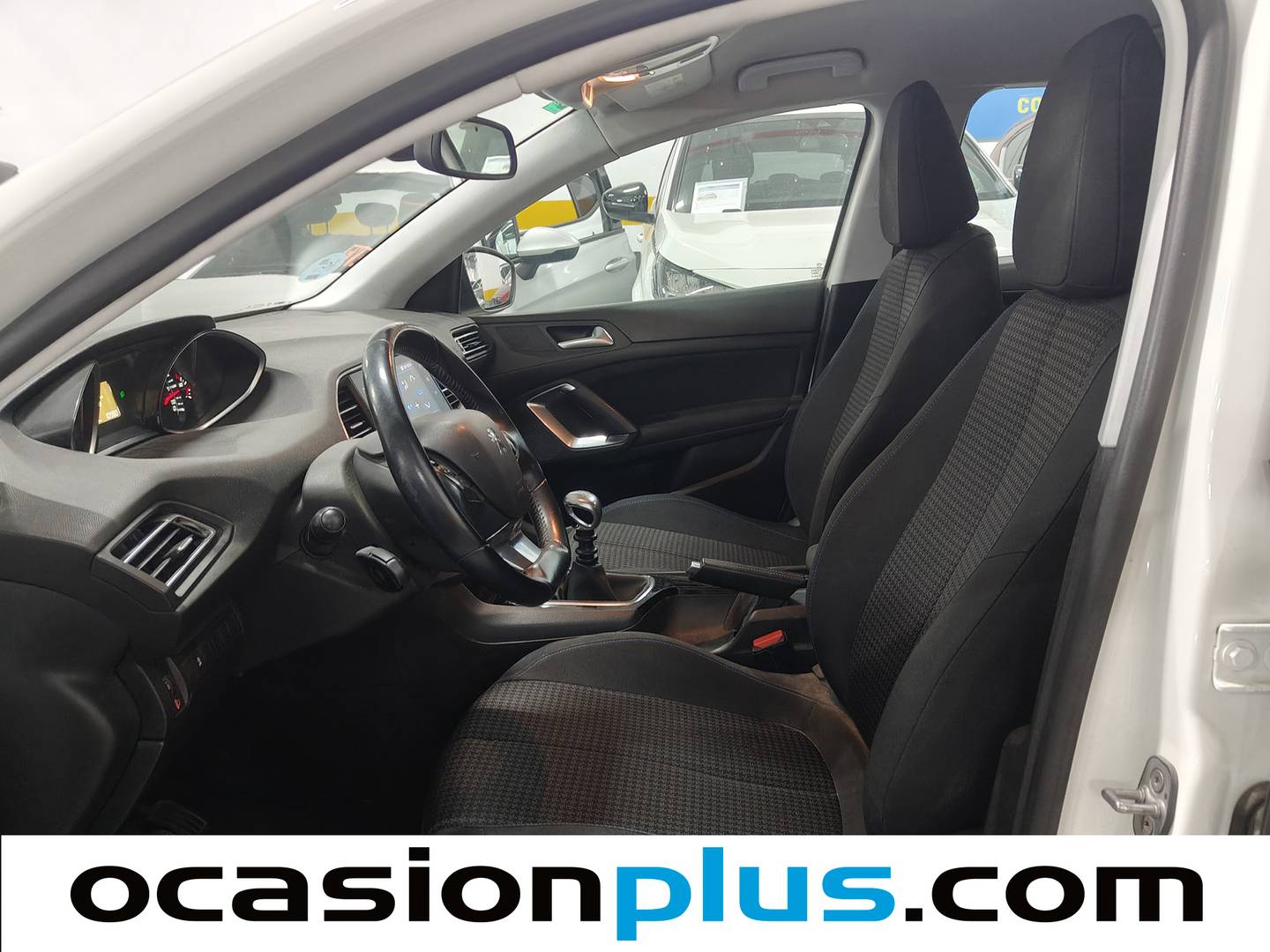 Foto asientos delanteros Peugeot 308 Peugeot 308 BlueHDi 100 Style (100 CV)