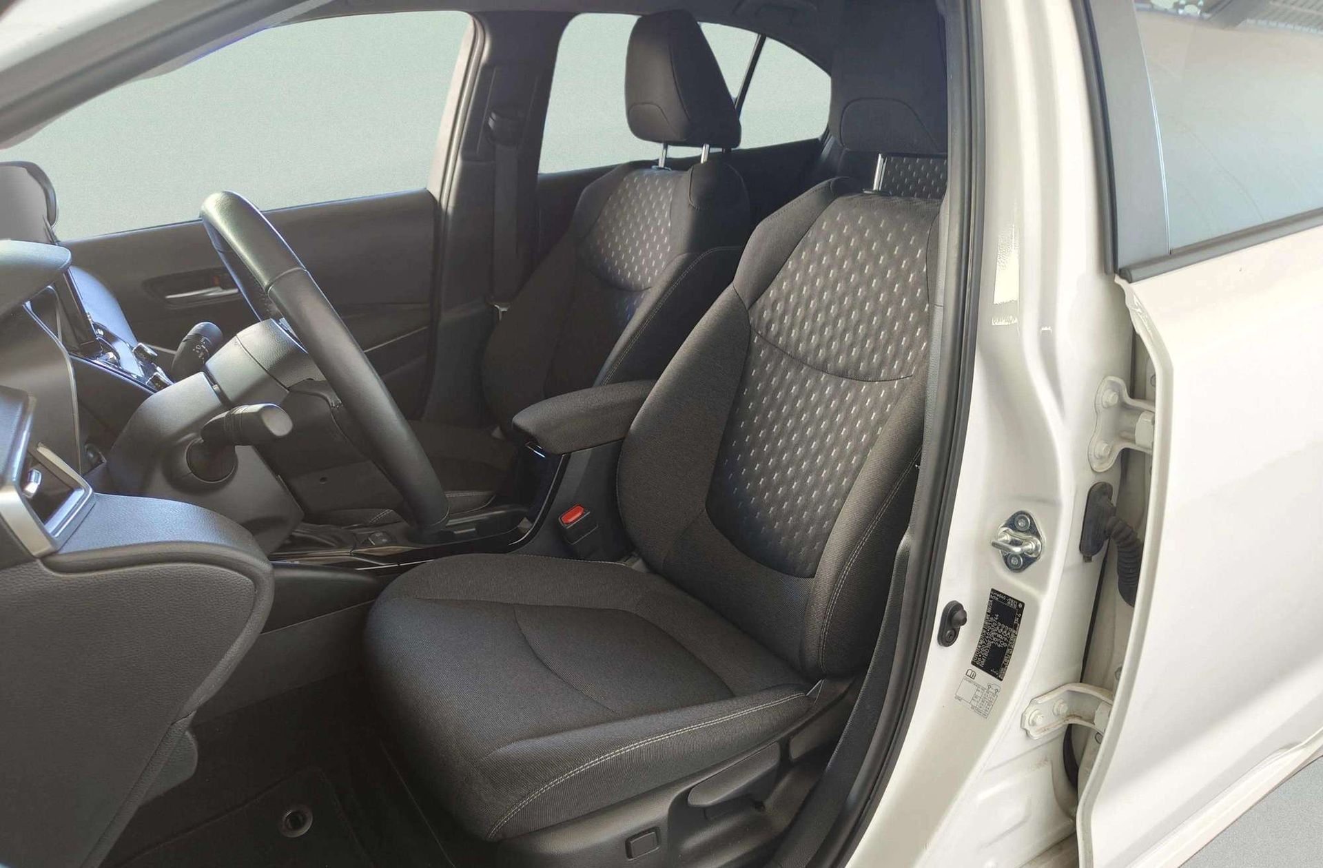 Toyota Corolla 140H Style - foto 12