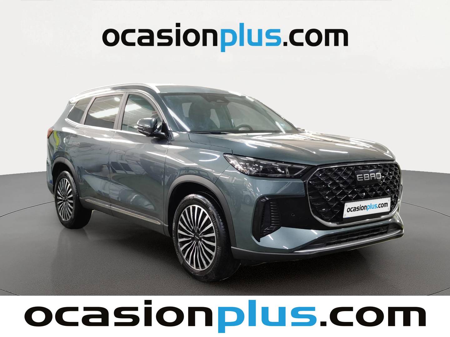 Foto delantera EBRO S800 EBRO S800 1.6 TGDI Premium DCT (147 CV) 7 Plazas izquierda