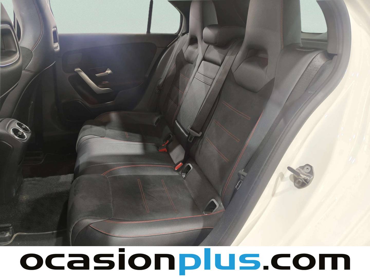 Foto asientos traseros Mercedes Clase A Mercedes-Benz Clase A 180 (136 CV)Pack AMG