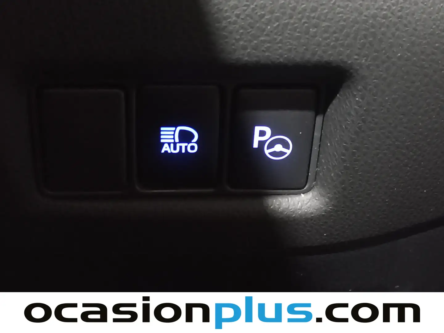 Foto Toyota C-HR Toyota C-HR 1.8 125H Dynamic Plus (122 CV)