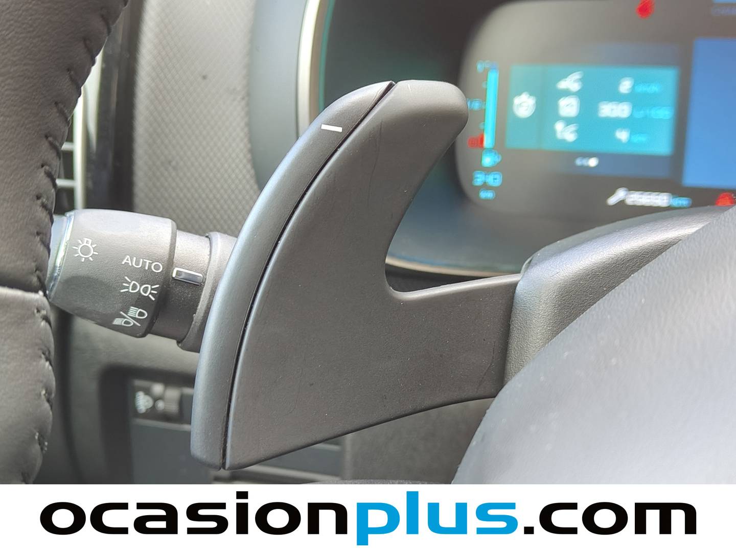 Foto Citroën C5 Aircross Citroen C5 Aircross Plug-in Hybrid 180 Plus e-EAT8 (180 CV)