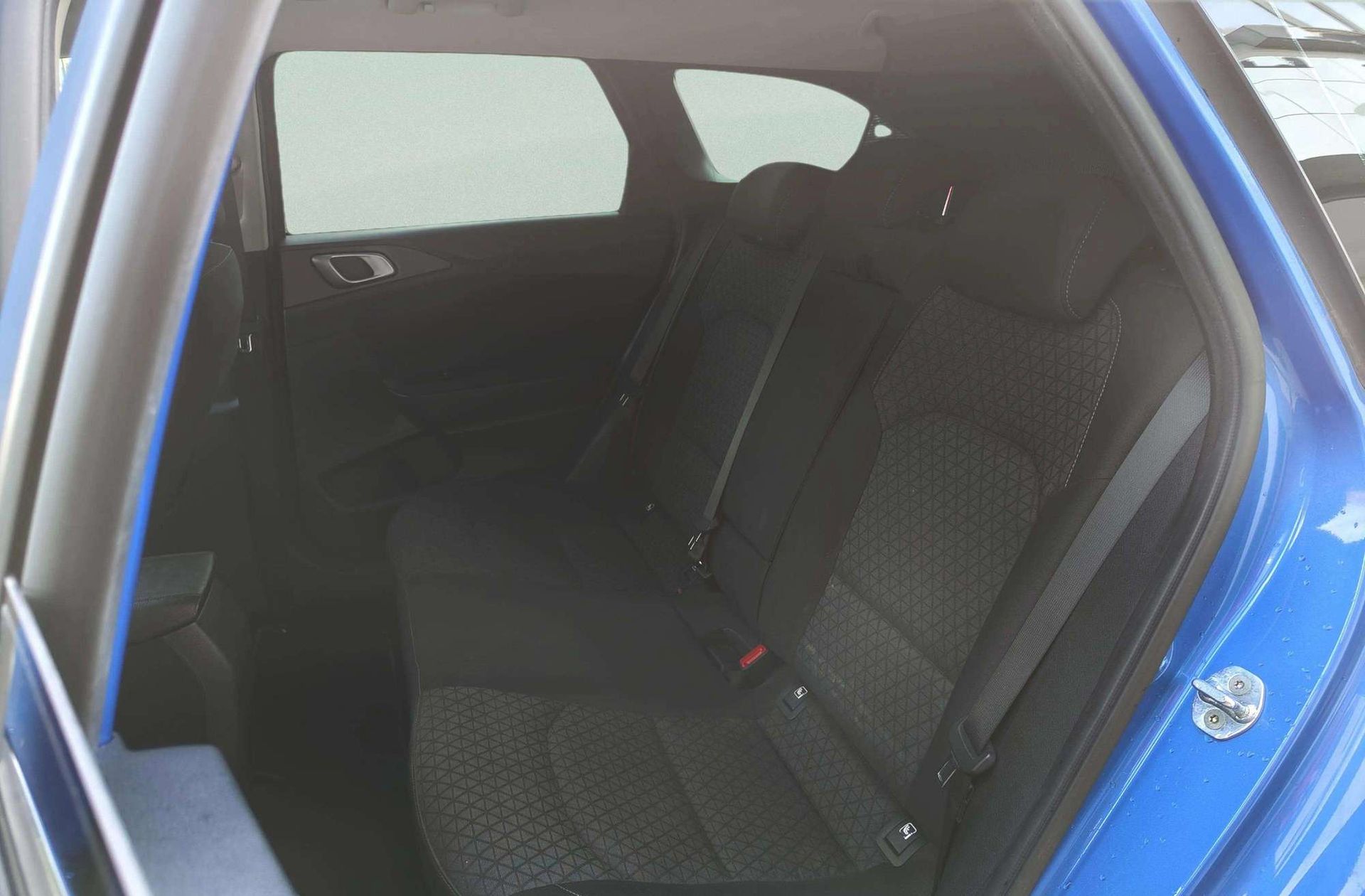 Kia Ceed 1.0 MHEV Eco-Dynamics Drive DCT - foto 11