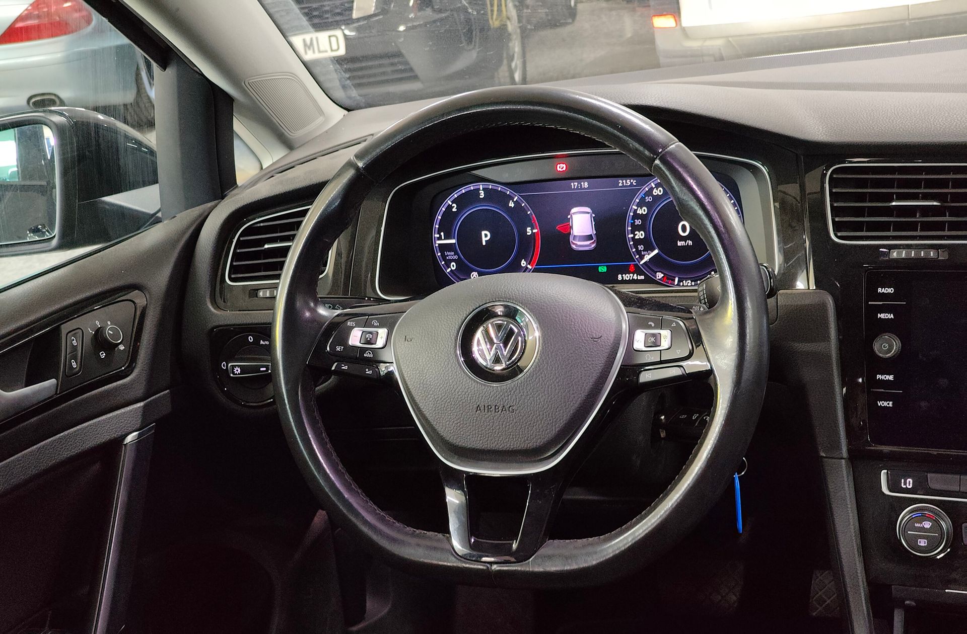 Volkswagen Golf Sport 2.0 TDI DSG Pack R-Line - foto 21