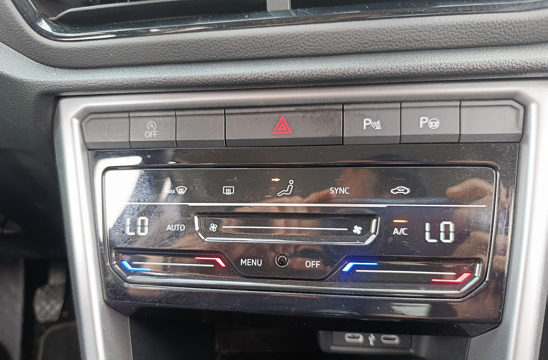 Volkswagen T-Roc Life 1.0 TSI - foto 32