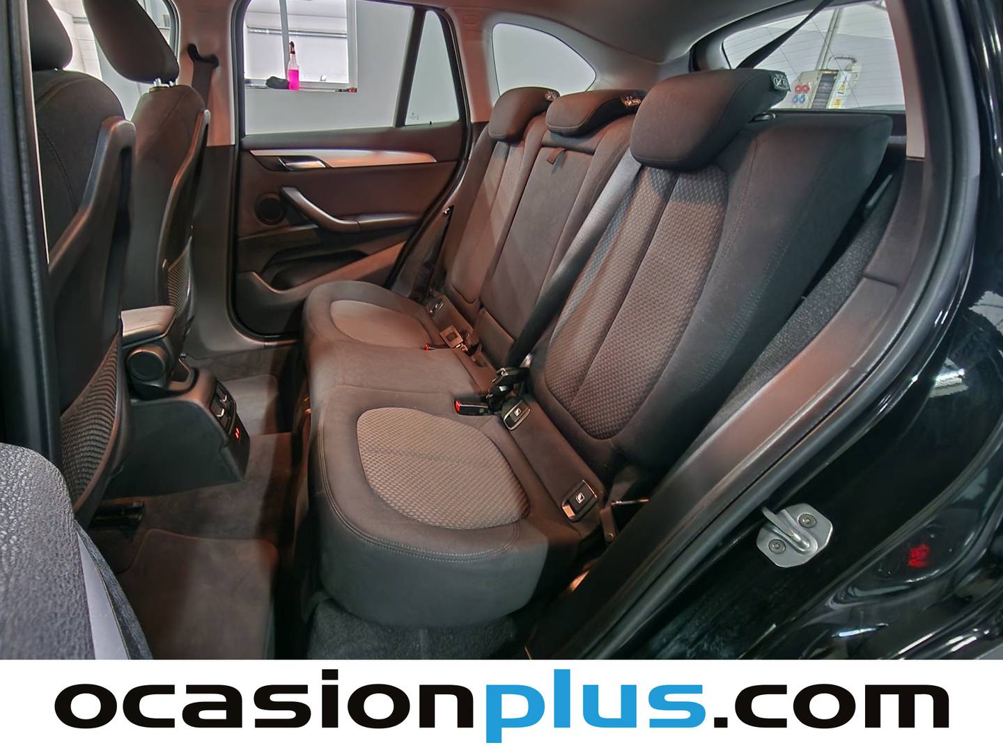 Foto asientos traseros BMW X1 BMW X1 sDrive18i (140 CV)