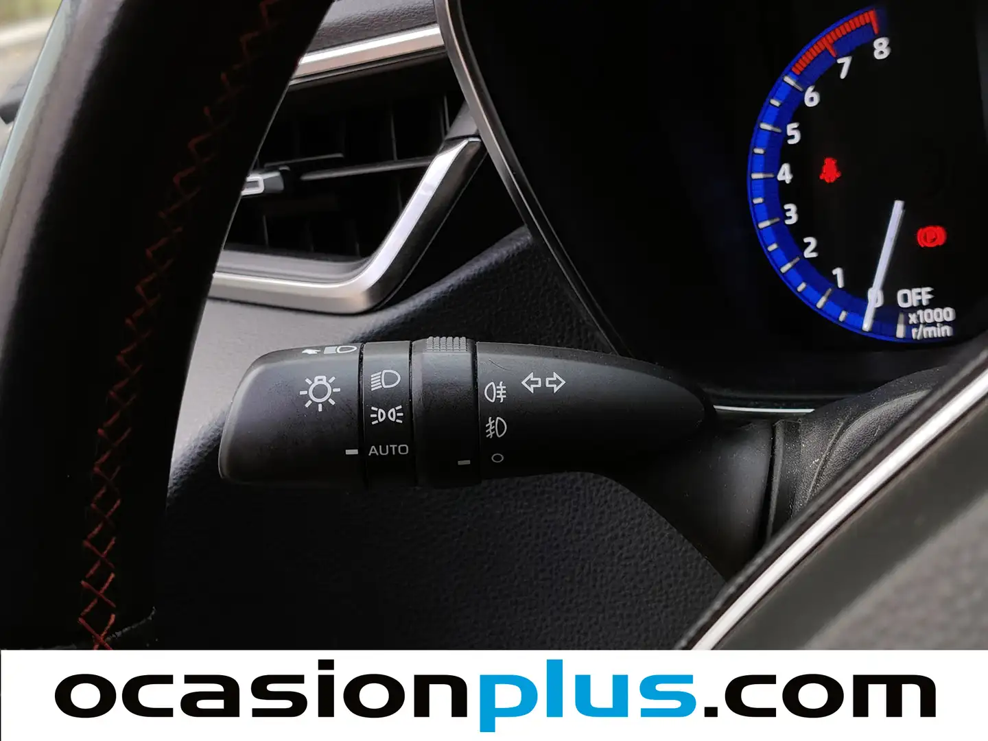 Foto Toyota Corolla Toyota Corolla 180H GR-SPORT E-CVT (180 CV)