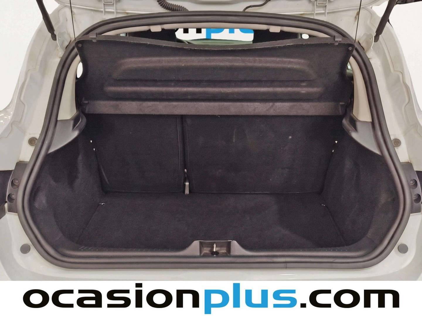 Fotos maletero Renault Clio Renault Clio 1.2 Authentique (75 CV)