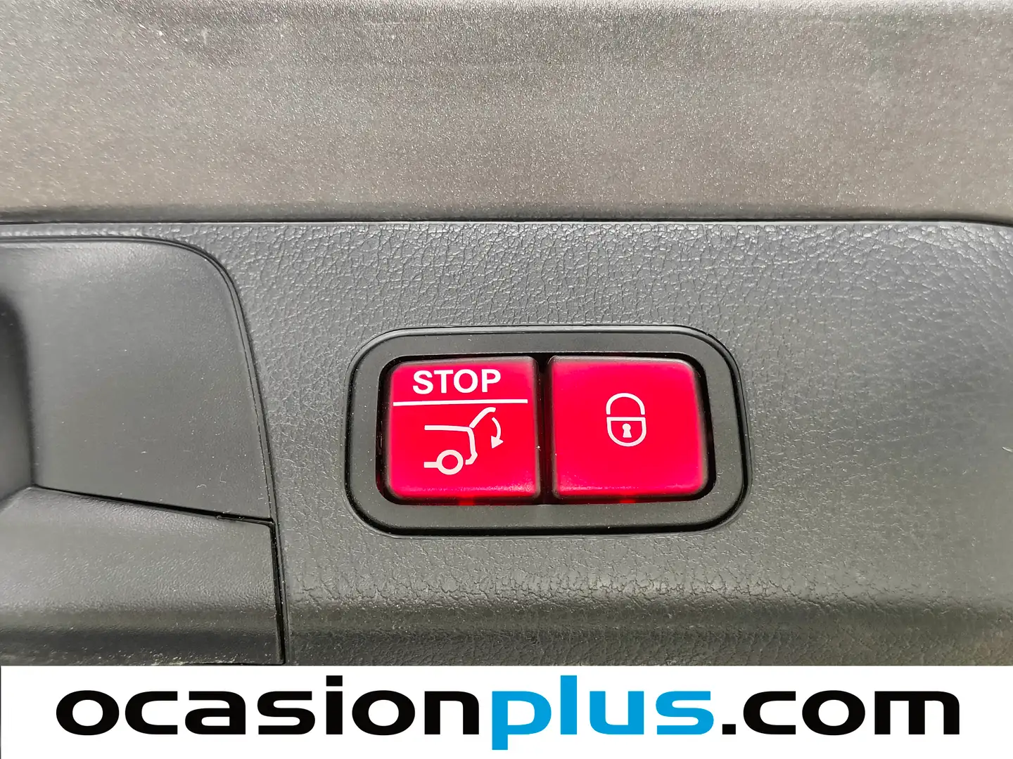 Foto Mercedes GLB Mercedes-Benz GLB 200 (163 CV) AMG Pack