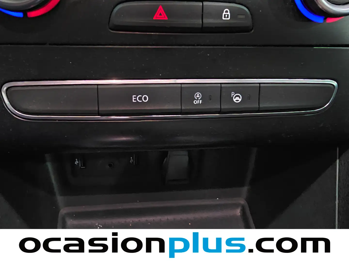 Foto Renault Mégane Renault Megane Sport Tourer Zen TCe (140 CV) GPF EDC