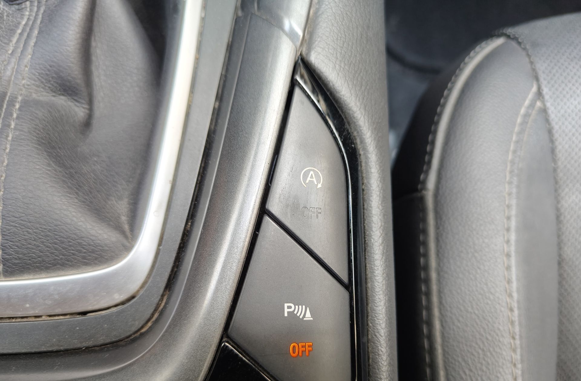 Ford Mondeo 1.5 EcoBoost Titanium Powershift - foto 33
