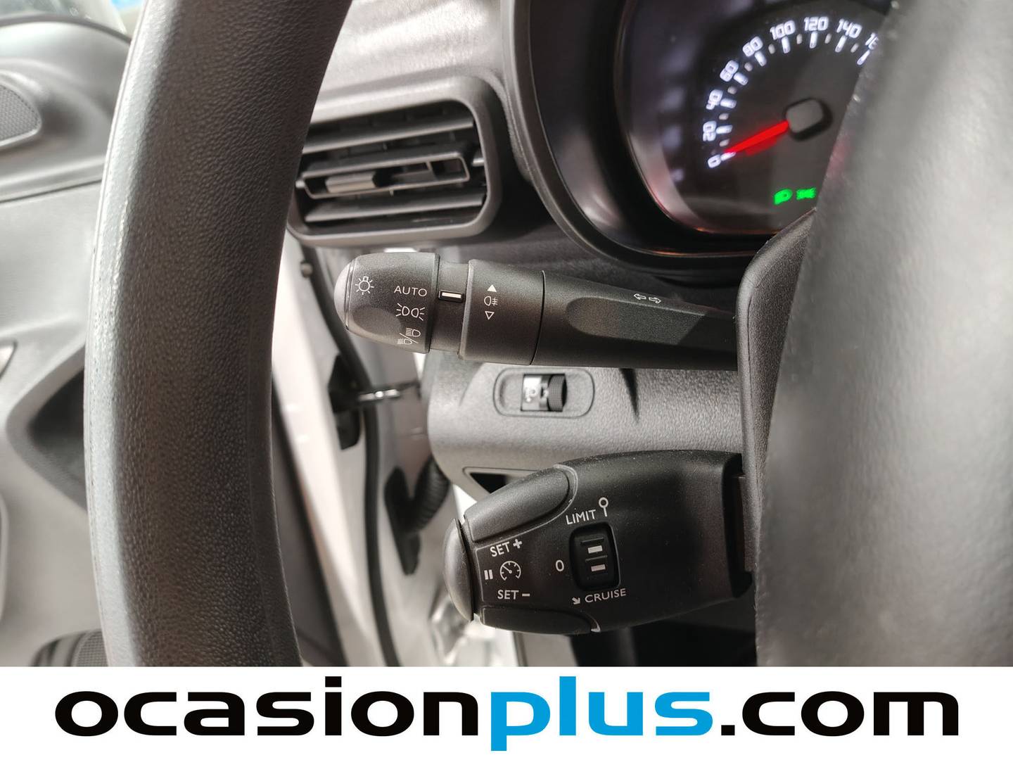 Extras del Citroën Berlingo Citroen Berlingo Talla XL BlueHDi 100 CLUB