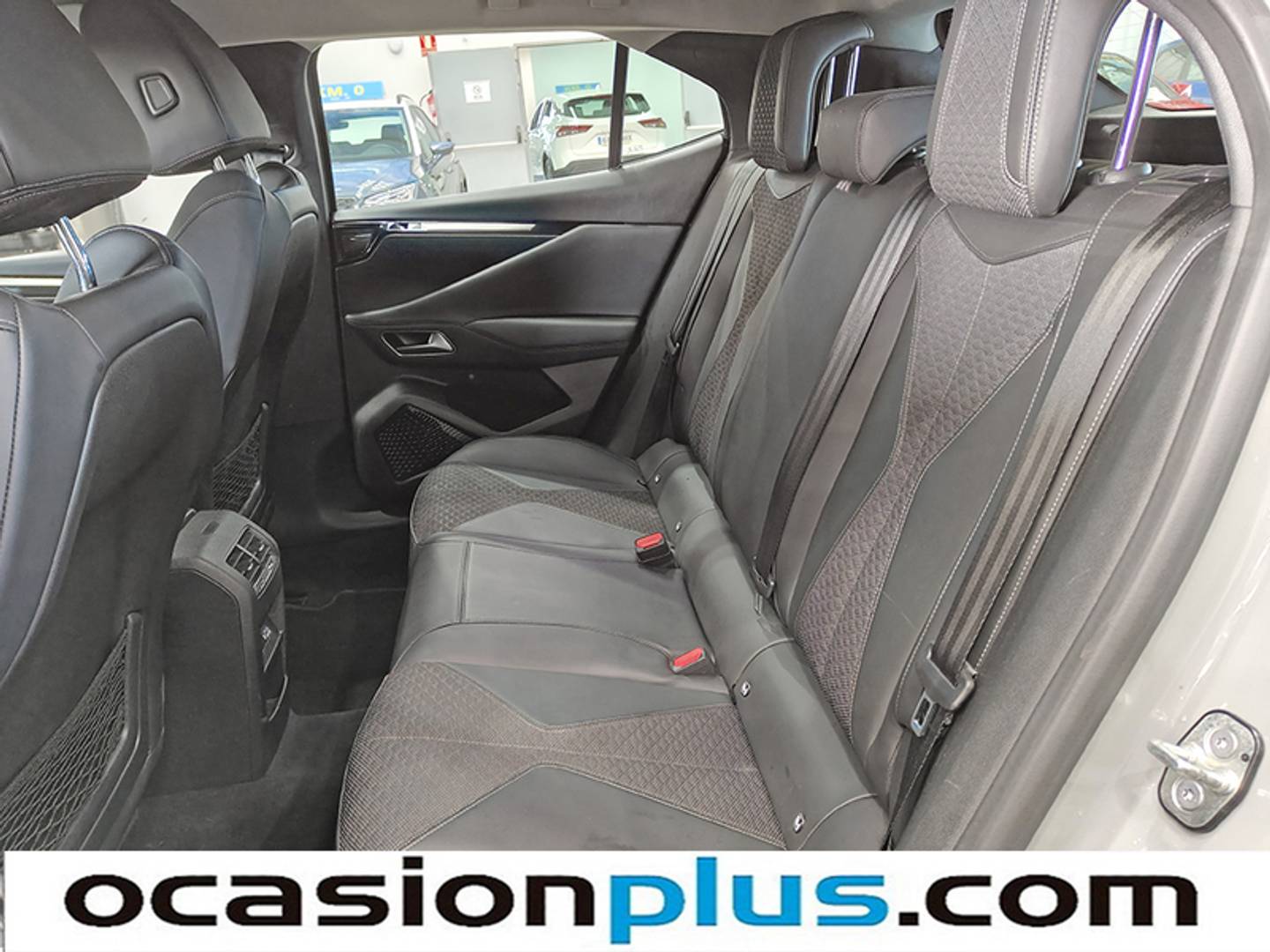 Foto DS DS 4 DS DS4 BlueHDi 130 Trocadero Auto (130 CV)