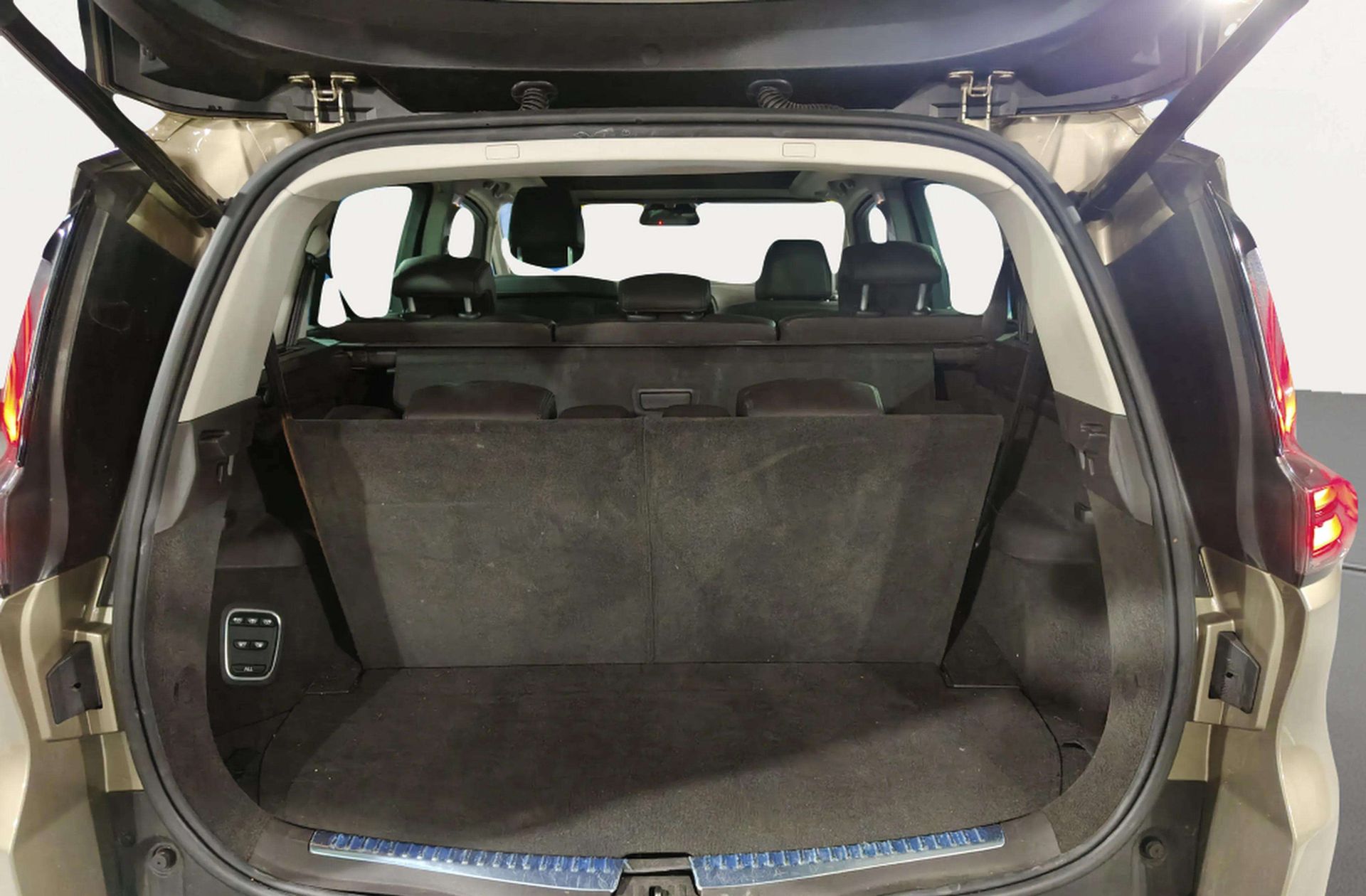 Renault Espace Zen Energy TCe EDC 7 plazas - foto 16