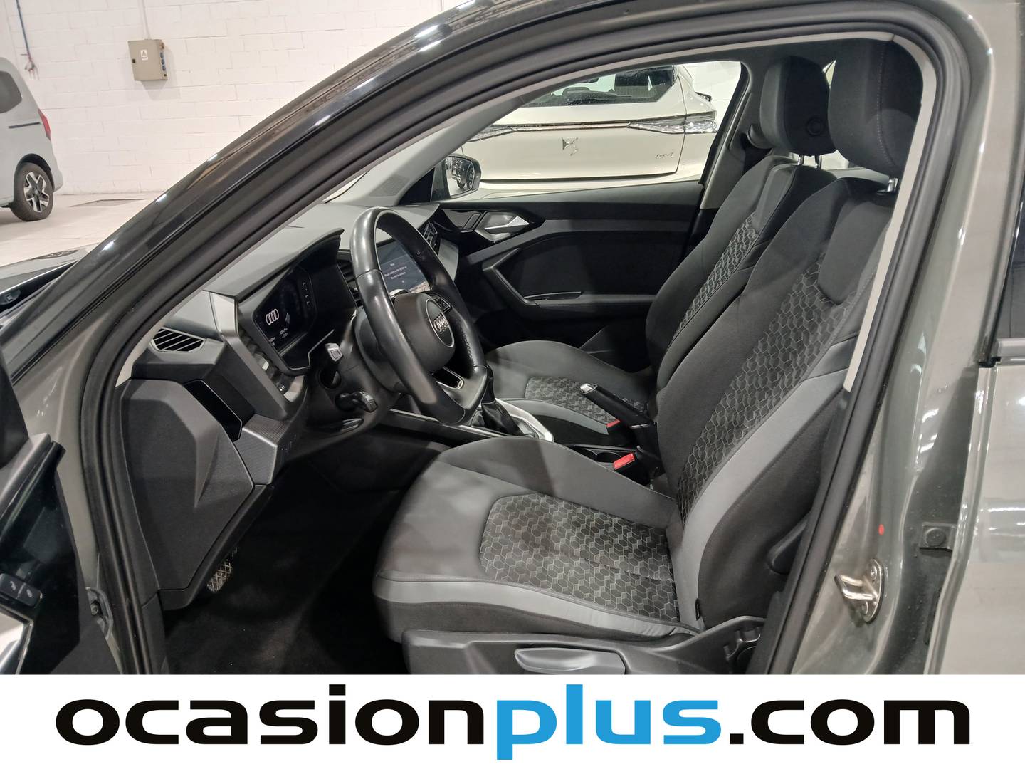 Foto Audi A1 Audi A1 Sportback S line 30 TFSI (110 CV) S tronic Pack S-Line