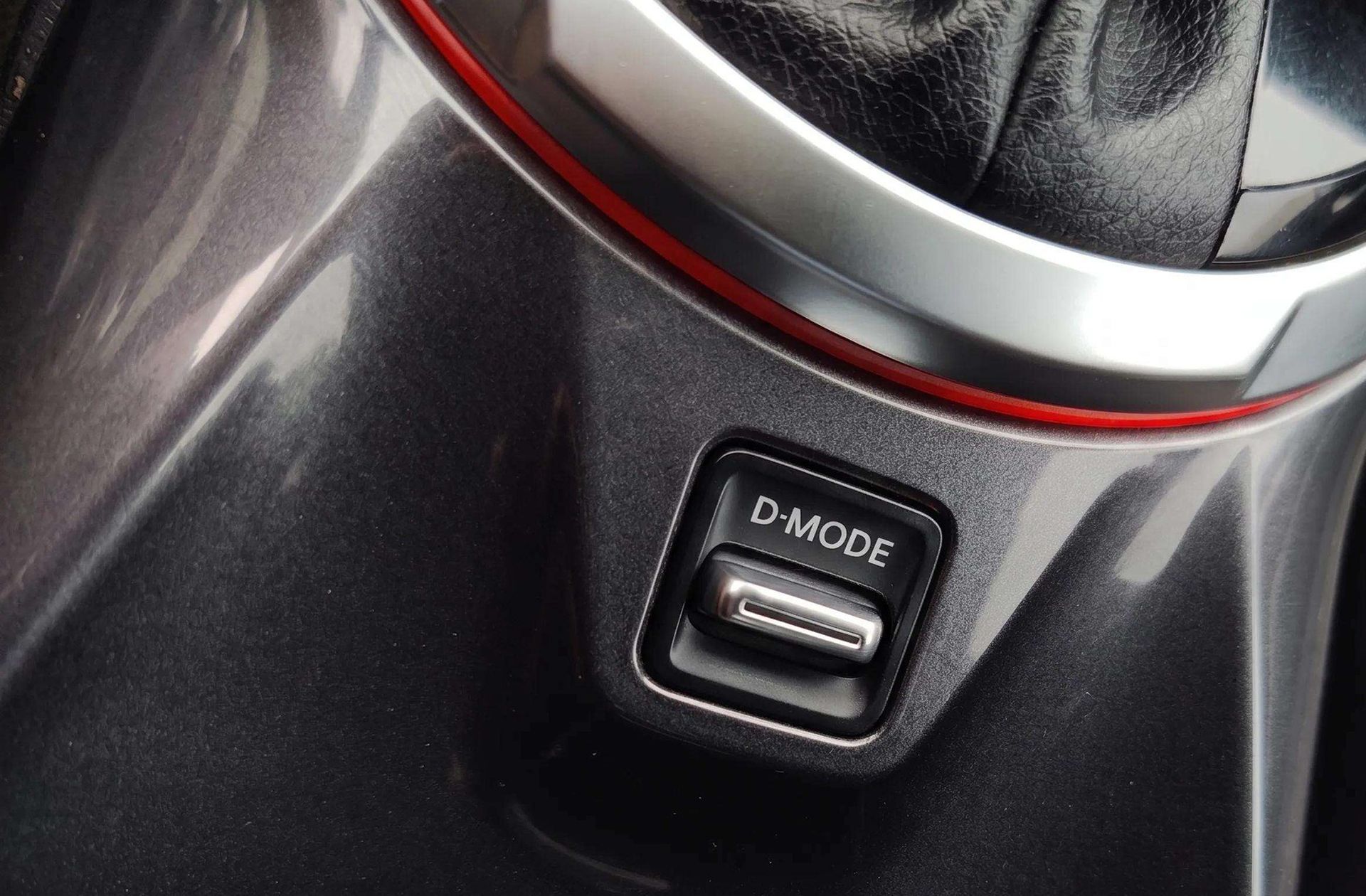 Nissan Juke DIG-T N-Connecta 4x2 DCT - foto 9