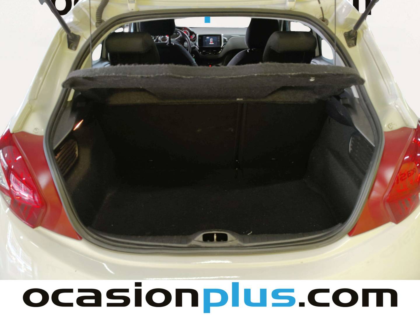 Fotos maletero Peugeot 208 Peugeot 208 PureTech 82 Style (82 CV)