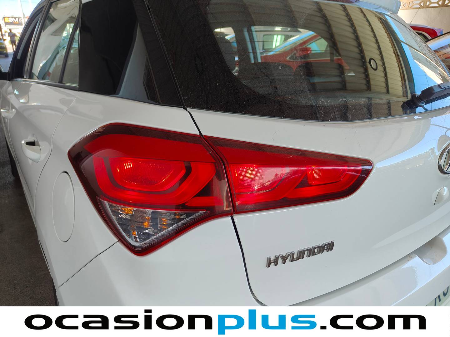 Hyundai i20 Hyundai i20 1.4 MPI Link Auto (100 CV) gasolina