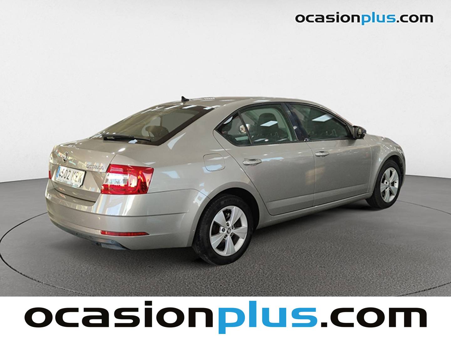 Foto trasera Skoda Octavia Skoda Octavia 1.0 TSI Ambition DSG (115 CV) izquierda