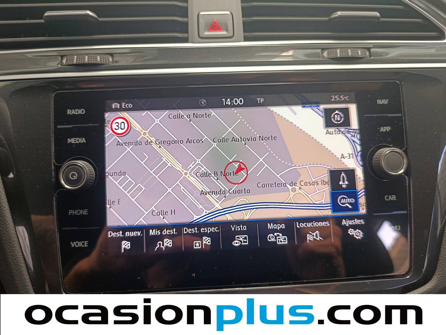 Equipamiento del Volkswagen Tiguan Volkswagen Tiguan Sport 1.4 TSI 4Motion (150 CV) DSG Pack R Line