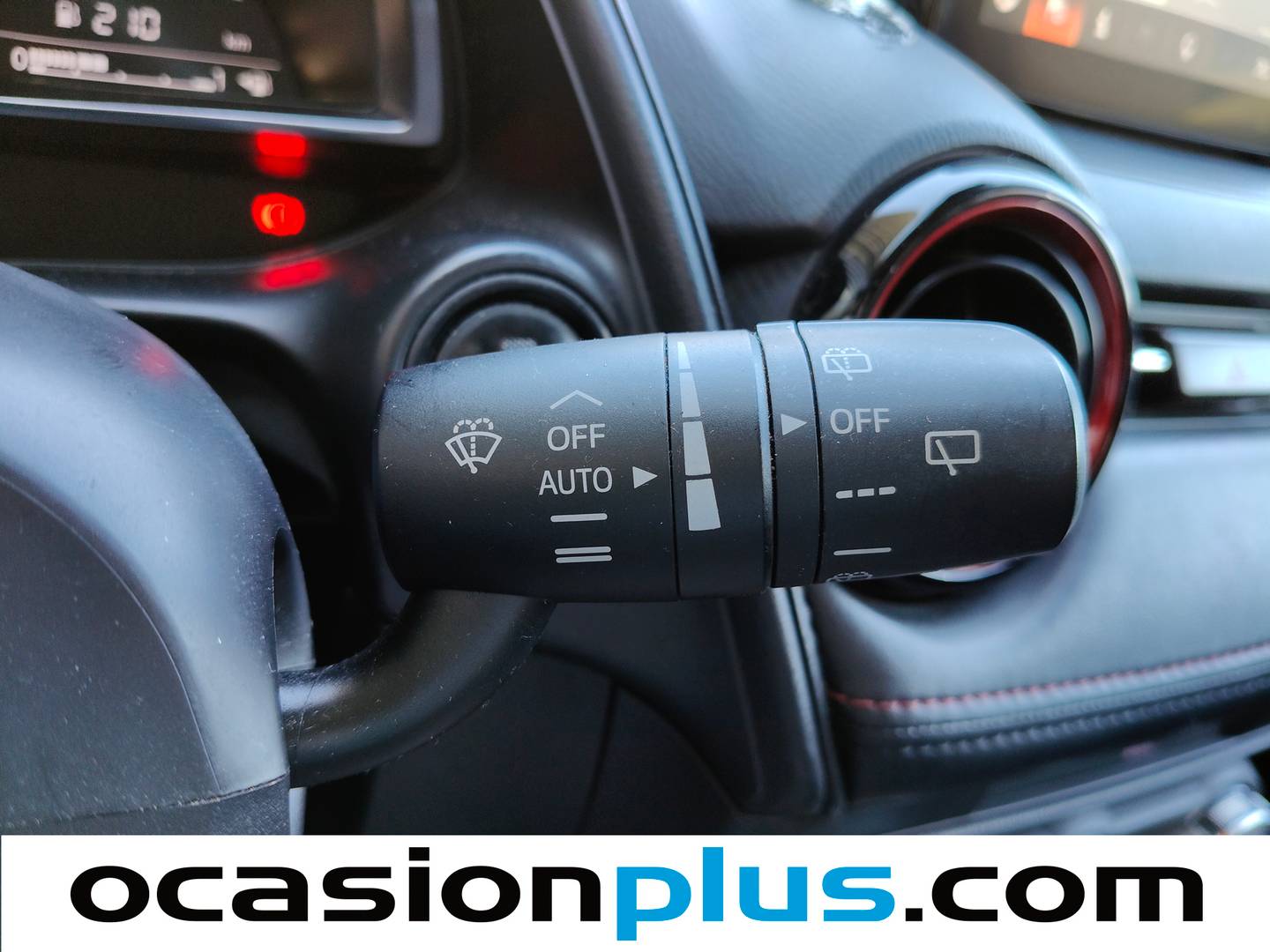 Paquetes del Mazda CX-3 Mazda CX-3 2.0 SKYACTIV GE Luxury 2WD AT (120 CV)