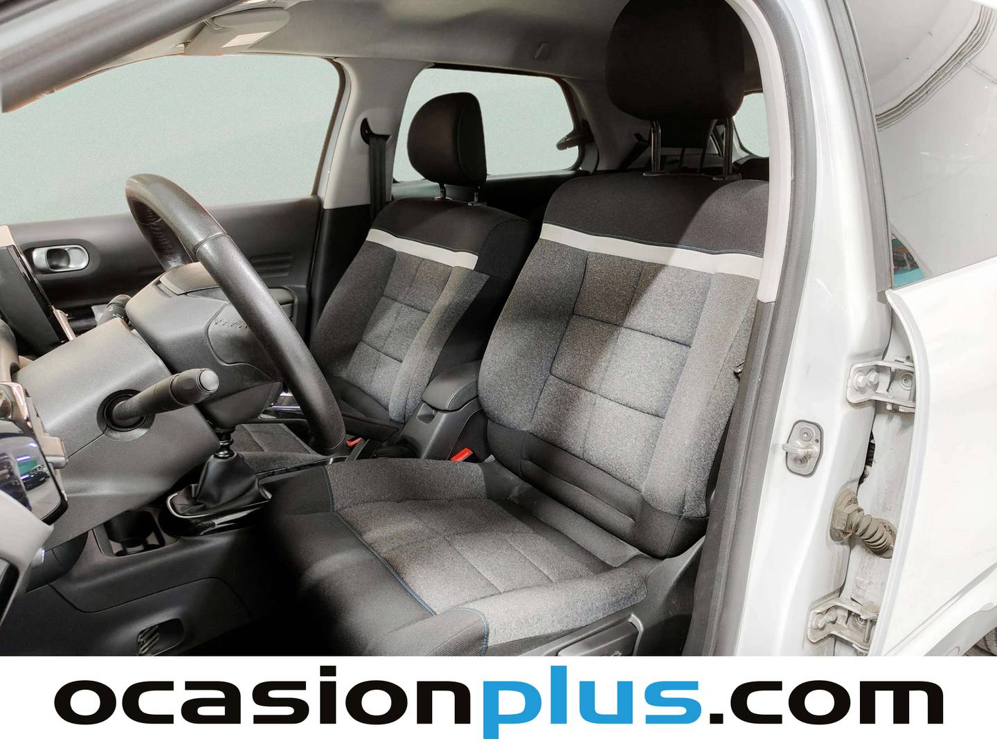 Foto asientos delanteros Citroën C4 Cactus Citroën C4 Cactus PureTech 130 S&S Shine (130 CV)