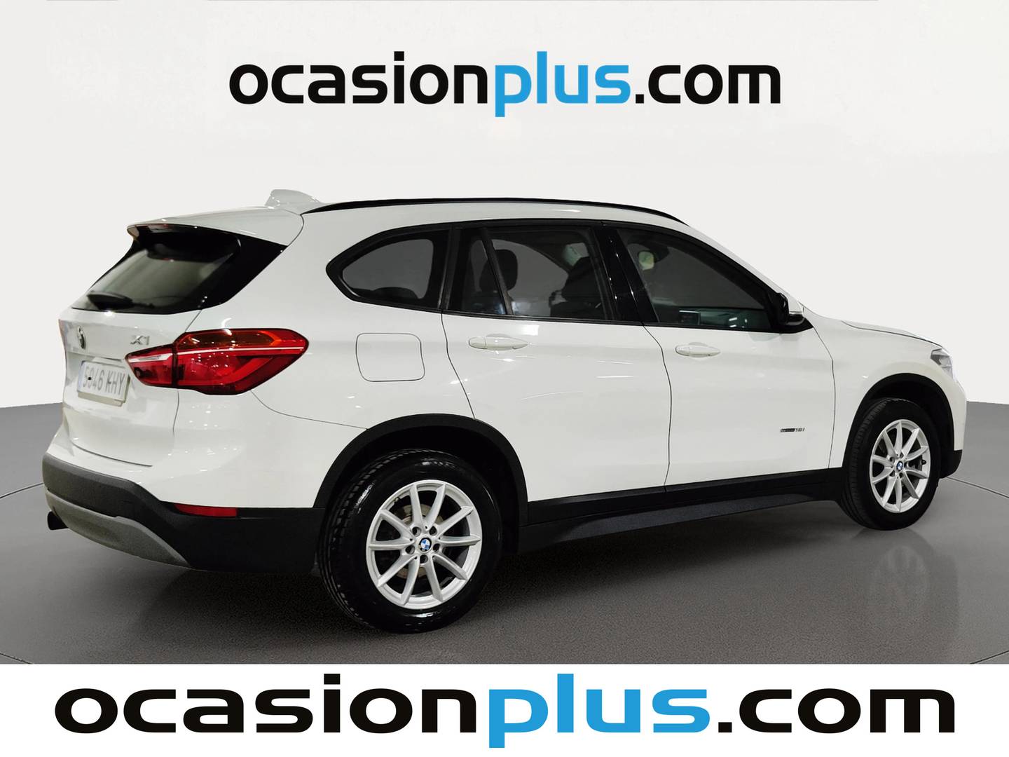 Foto trasera BMW X1 BMW X1 sDrive18i (140 CV) derecha