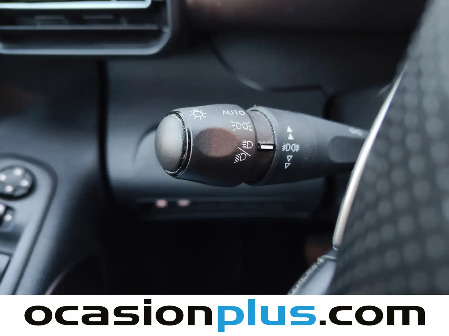 Foto Peugeot Rifter Peugeot Rifter BlueHDi 130 GT Line Standard EAT8 (130 CV)