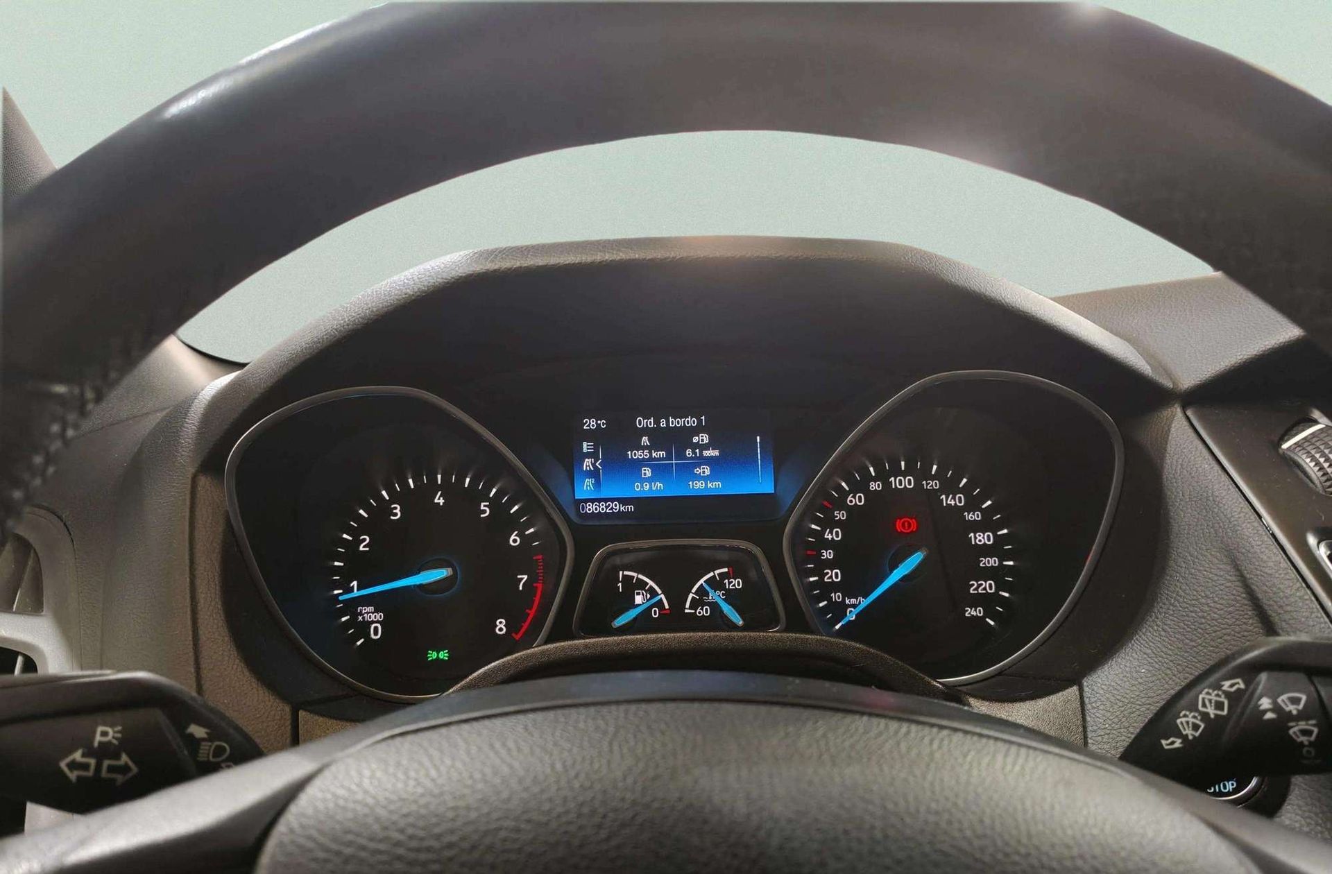 Ford Focus 1.0 EcoBoost ST-Line - foto 21